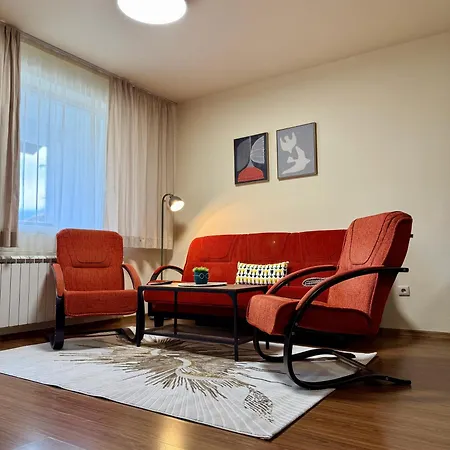 Gino's Place 2 Home2host *