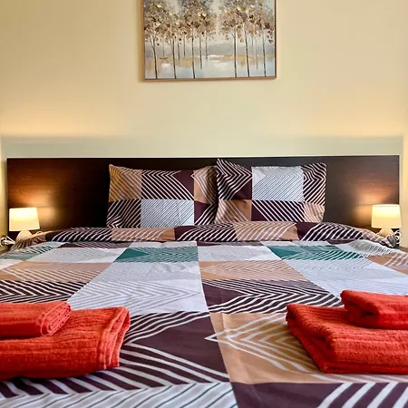 アパート Gino's Place 2 Home2host