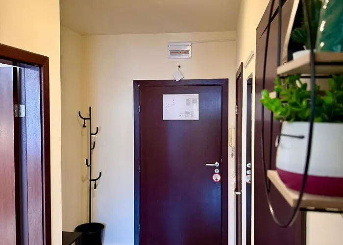 Gino's Place 2 Home2host